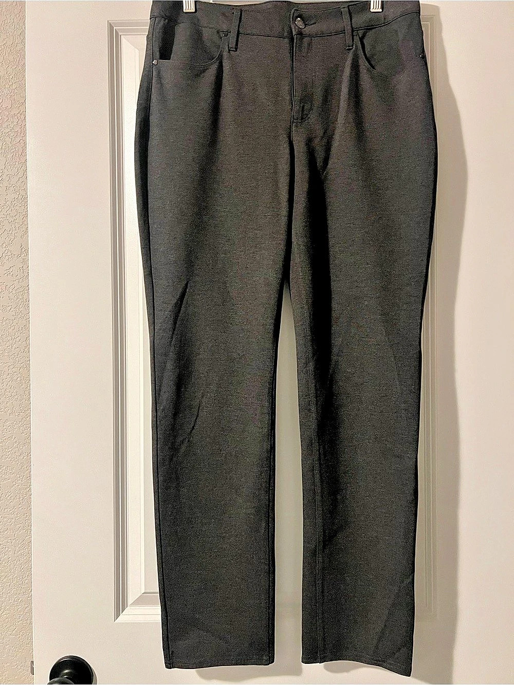 Chico's Women's Gray Ponte Jeans Like New